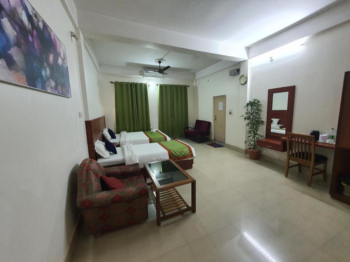 Hotel Deo Volente Sivasagar Extérieur photo