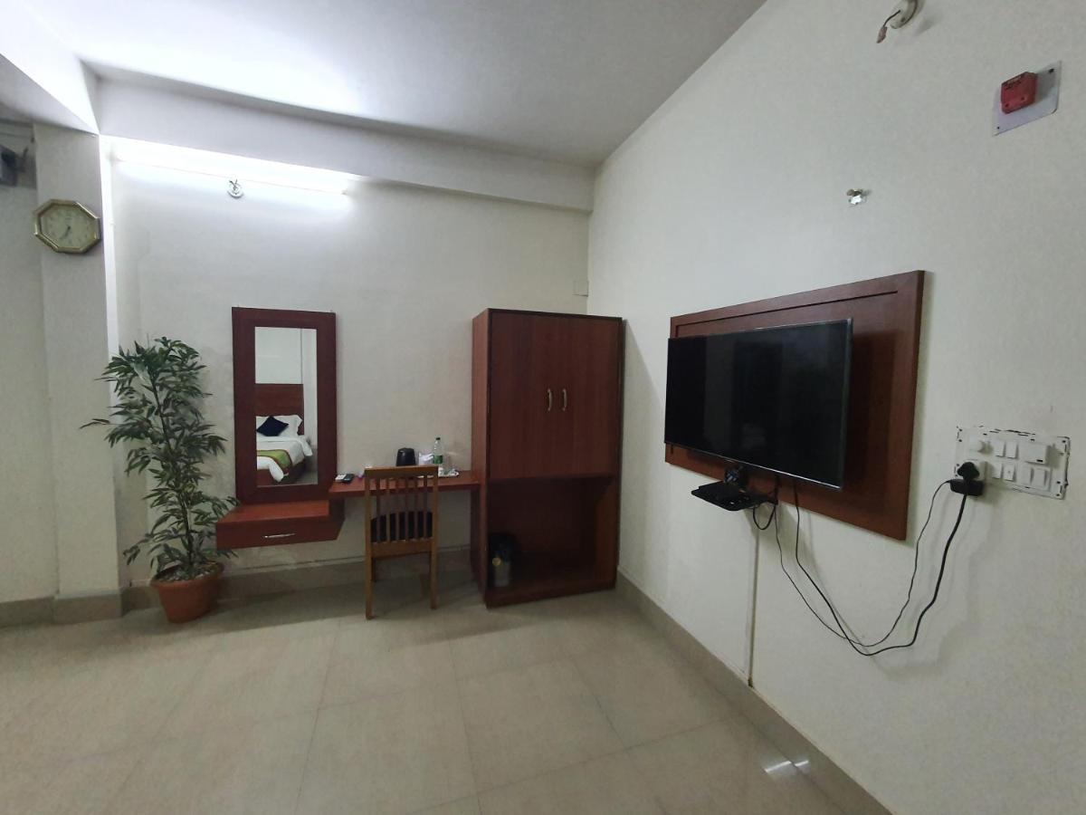Hotel Deo Volente Sivasagar Extérieur photo